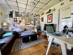 12 Craigie St, Unit 4 in Somerville, MA - Building Photo - Building Photo