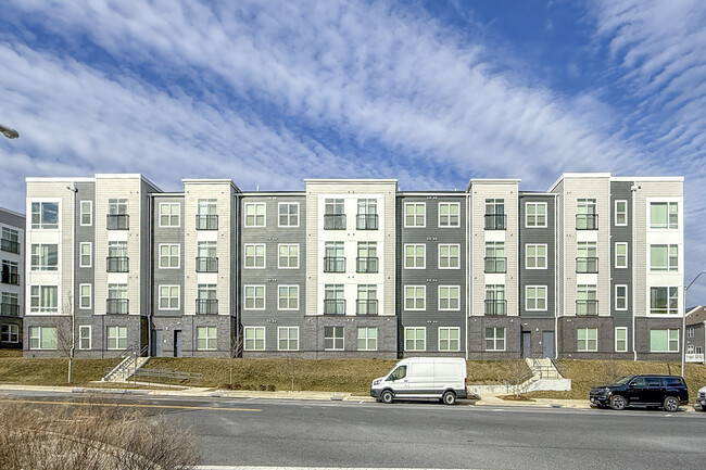 Woodmore Apartments in Bowie, MD - Building Photo - Building Photo