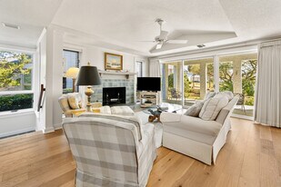 1 Pioneer Loop in Georgetown, SC - Building Photo