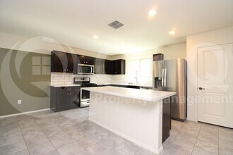 987 Calle Calca in Sahuarita, AZ - Building Photo - Building Photo