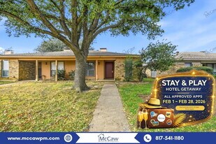 2728 Westchester Dr in Arlington, TX - Building Photo