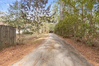 8514 Polly Ln in Tallahassee, FL - Building Photo - Building Photo