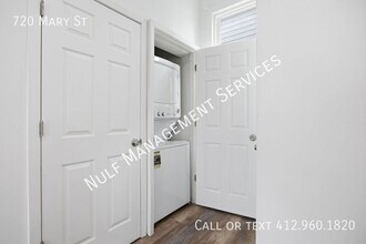 720 Mary St in Mckees Rocks, PA - Building Photo - Building Photo