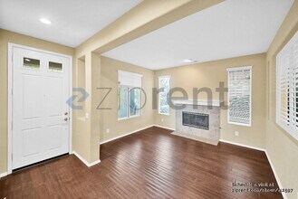 24162 Willowbrooke Ct in Santa Clarita, CA - Building Photo - Building Photo