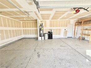 3682 E Wallowa Dr in Pahrump, NV - Building Photo - Building Photo