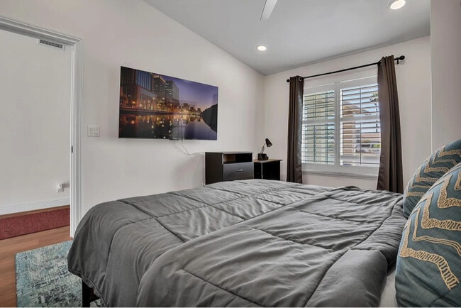 3784 Nectarine Cir in Oceanside, CA - Building Photo - Building Photo