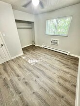 319 E Brookside St, Unit 11 in Colorado Springs, CO - Building Photo - Building Photo