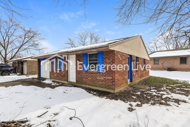 8266 Mt Mc Kinley in Dayton, OH - Building Photo - Building Photo