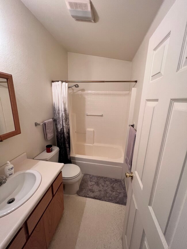 21896 Fallview Dr in Sonora, CA - Building Photo - Building Photo