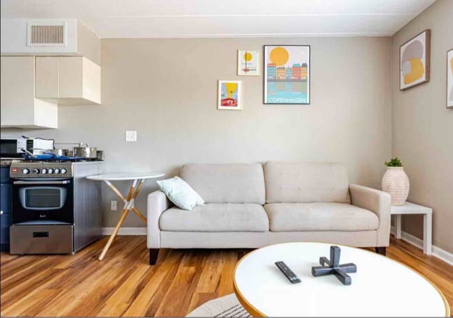12 W 22nd St in Minneapolis, MN - Building Photo - Building Photo