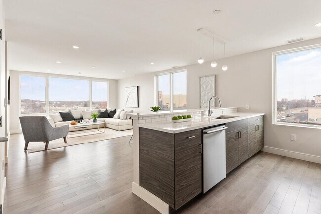 352 Cambridge St, Unit 302 in Boston, MA - Building Photo - Building Photo