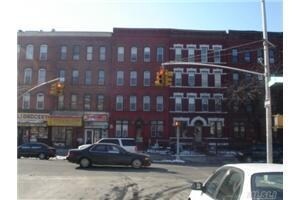 848 Bushwick Ave in Brooklyn, NY - Building Photo