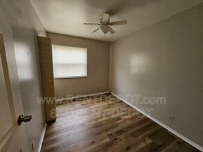 1531 E Riverside Dr in Evansville, IN - Building Photo - Building Photo