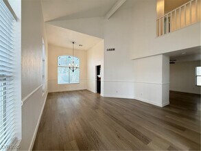 4394 Golden Ring Ln in Las Vegas, NV - Building Photo - Building Photo