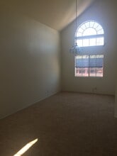 16260 Valleyvale Dr in Fontana, CA - Building Photo - Building Photo