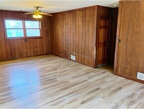 152 North Ave in Wauconda, IL - Building Photo - Building Photo