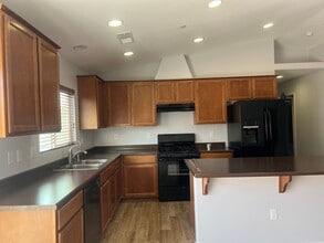 241 Rosarito Dr in Imperial, CA - Building Photo - Building Photo