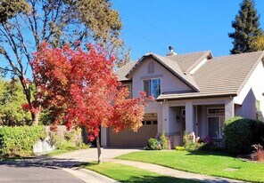 28 Crossley Ct in Sacramento, CA - Building Photo