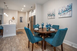 Farragut Junction Apartments in Farragut, TN - Building Photo - Interior Photo