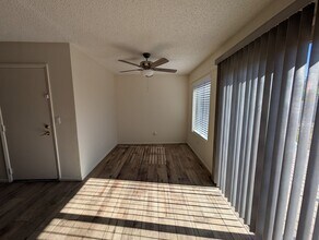 6431 W Monterey Pl in Chandler, AZ - Building Photo - Building Photo