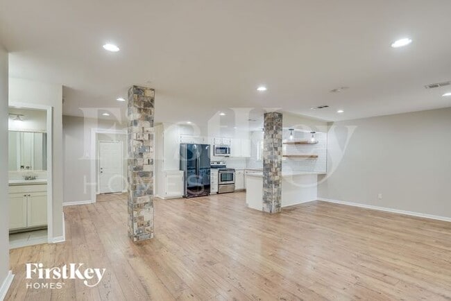 property at 11923 S Red Cedar Cir