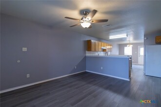 3409 Toledo Dr, Unit B in Killeen, TX - Building Photo - Building Photo