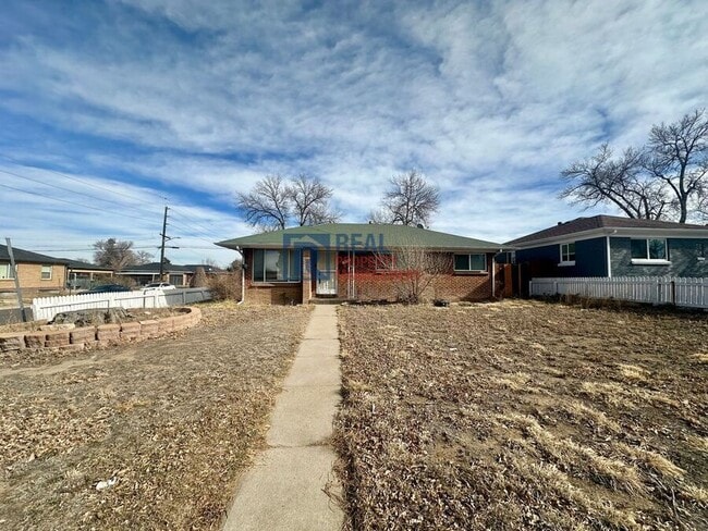 property at 3290 Leyden St