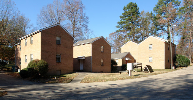 Northside Townhomes in Durham, NC - Foto de edificio - Building Photo