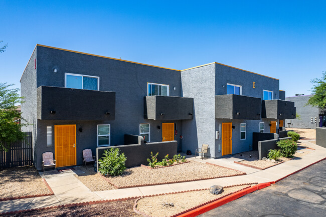 Jovial in Surprise, AZ - Foto de edificio - Building Photo