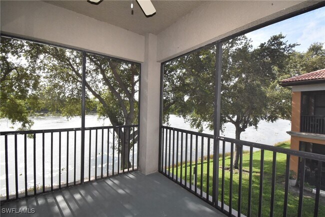property at 1296 Verde Dr