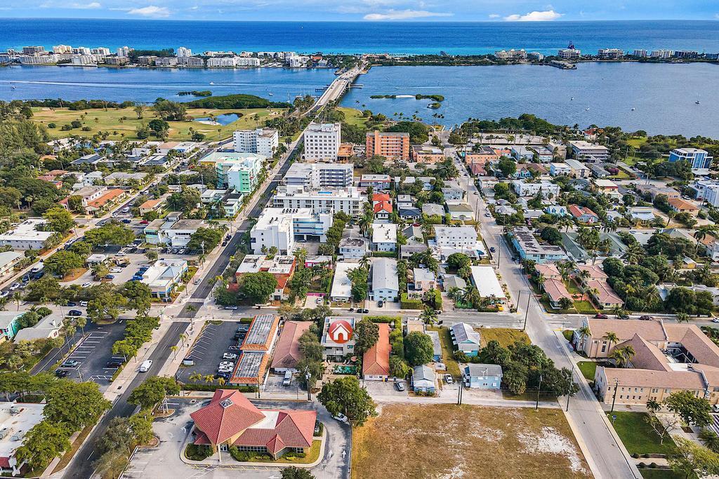 15 Ocean Breeze in Lake Worth, FL - Building Photo