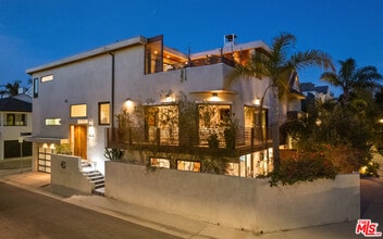 4616 Roma Ct in Marina Del Rey, CA - Building Photo - Building Photo