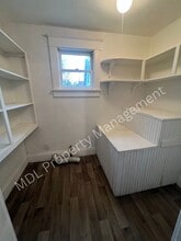 907 N Mason St in Saginaw, MI - Building Photo - Building Photo