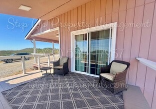 8440 Ponderosa Way in Mountain Ranch, CA - Building Photo - Building Photo