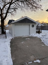 2509 11th St in Two Rivers, WI - Foto de edificio - Building Photo