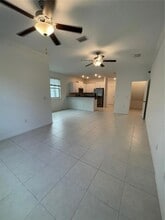 30813 Veridian Wy in Wesley Chapel, FL - Building Photo - Building Photo
