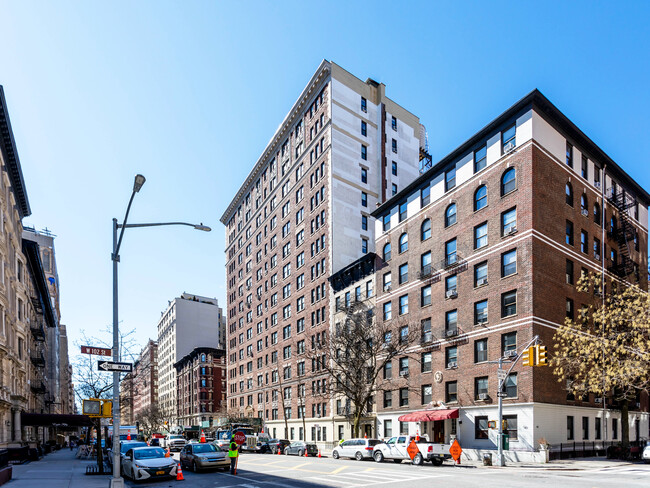 845 W End Ave in New York, NY - Building Photo - Building Photo