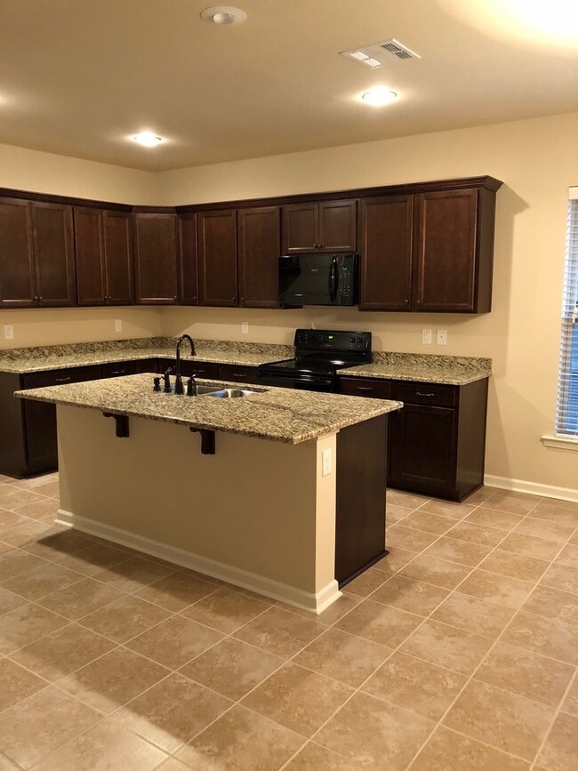 1040 Deer Pass Dr in Baton Rouge, LA - Building Photo - Building Photo