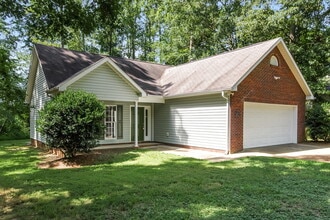 2213 Brookline Ct in Monroe, NC - Building Photo - Building Photo