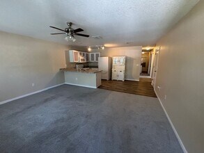 7370 Centerwood Ave in Weeki Wachee, FL - Building Photo - Building Photo