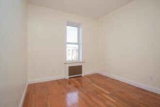 60-73 71st Ave-Unit -3 in Queens, NY - Building Photo - Building Photo
