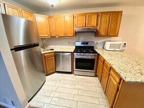169 Grand St in Jersey City, NJ - Building Photo - Building Photo