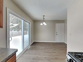 5701 80th Ave N in Brooklyn Park, MN - Building Photo - Building Photo