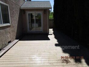 318 Ridgecrest Cir in Suisun City, CA - Building Photo - Building Photo