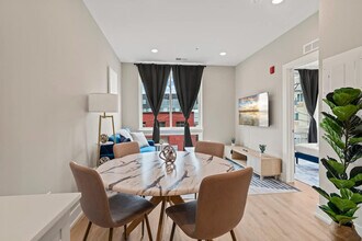916 N Delaware Ave in Philadelphia, PA - Building Photo - Building Photo