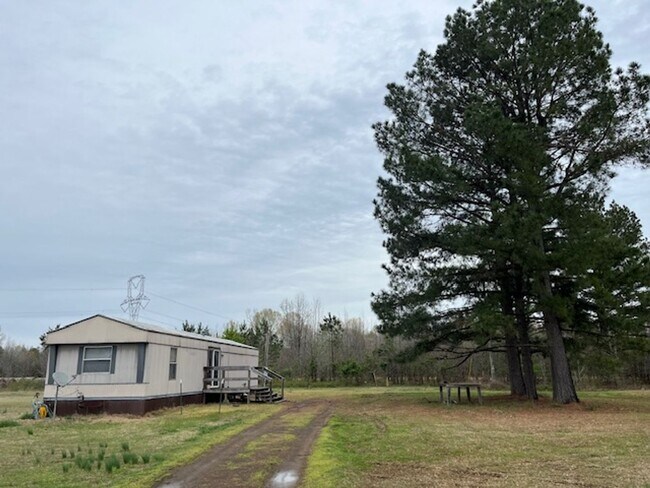 property at 2016 Talley Ln