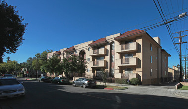 Park Verdugo in Burbank, CA - Building Photo - Building Photo