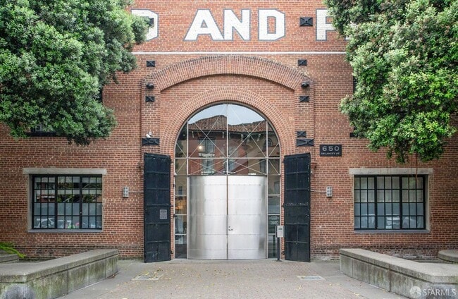 650 Delancey St in San Francisco, CA - Building Photo - Building Photo