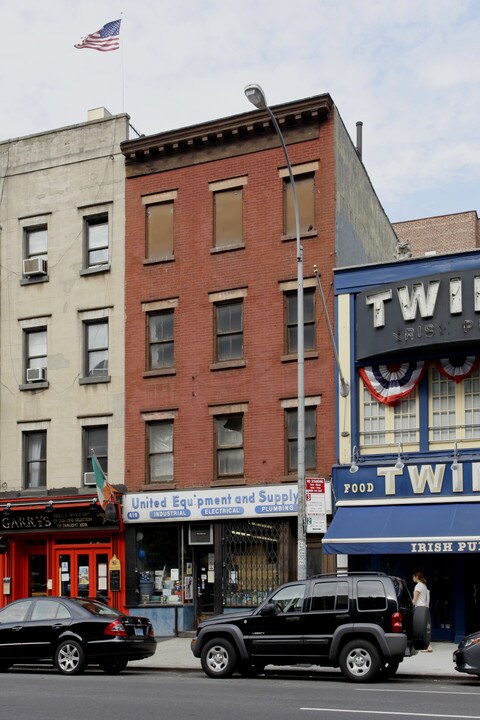 419 Ninth Ave in New York, NY - Building Photo