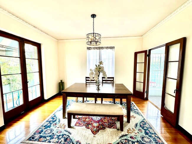 Los Altos Apartments